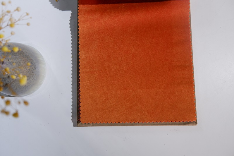 Rèm vải nhung RCM Noble 273-12 được làm từ chất liệu nhung cao cấp, mềm mại
