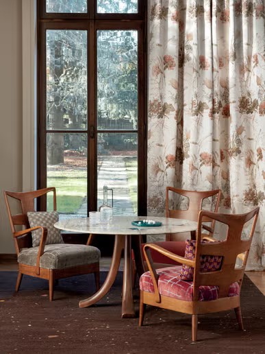 vai-nhap-khau-emily-rubelli-y